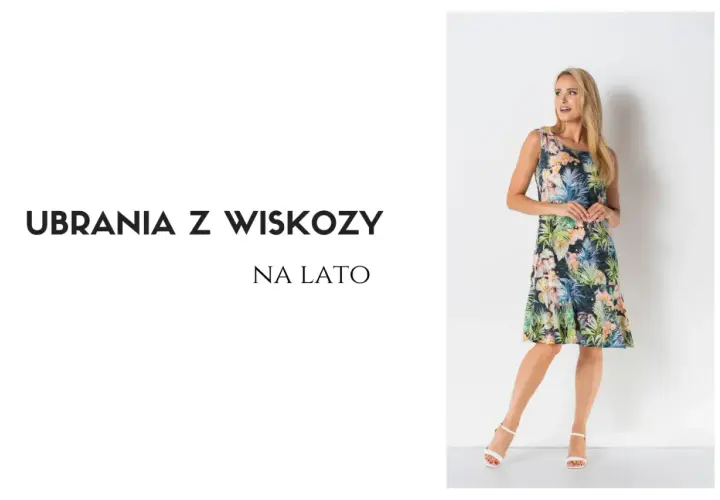 Kobieta w kwiecistej sukience z wiskozy, która świetnie oddycha latem.