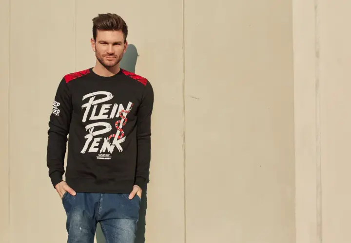 Bluza crewneck: co to znaczy? Klasyka, stylizacje i porady