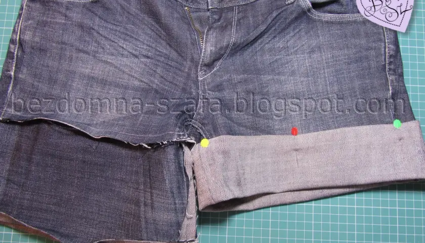 Jak zrobić modne szorty z jeansów DIY? Przewodnik krok po kroku