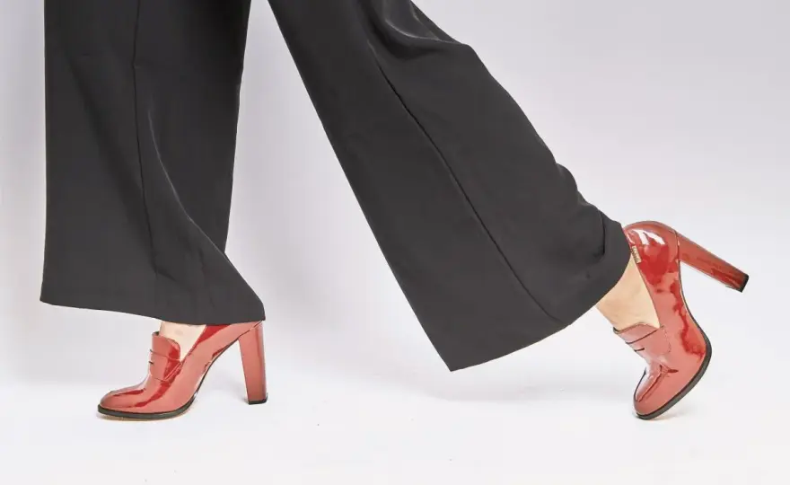 Buty do szerokich spodni - Jak dobrać idealne proporcje?