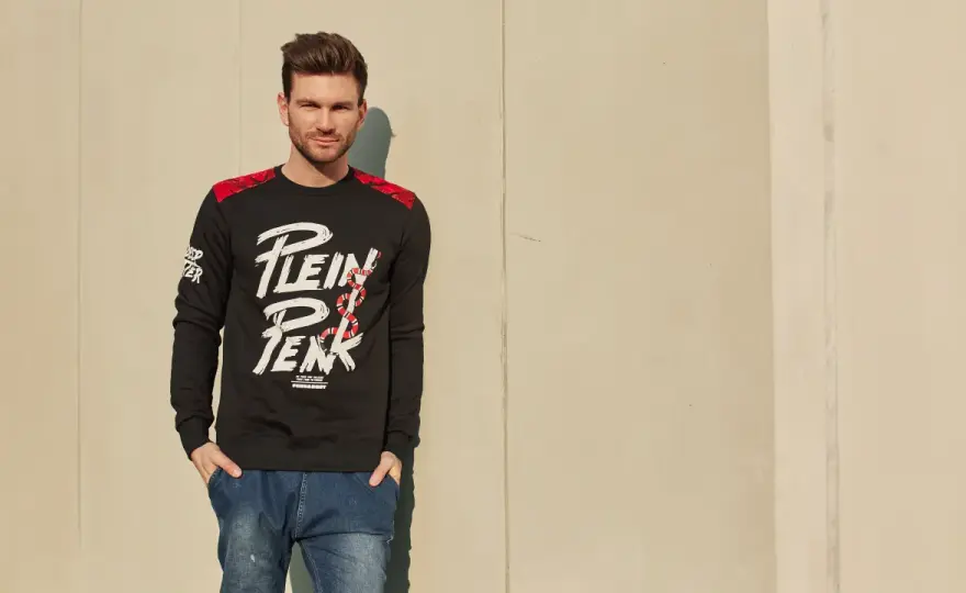 Bluza crewneck: co to znaczy? Klasyka, stylizacje i porady